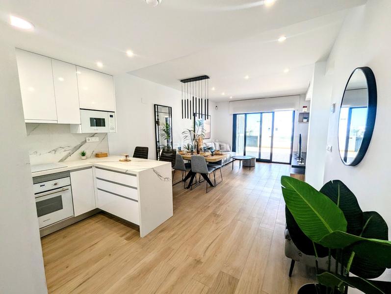 Foto c3b9de4b-d3eb-465c-8d3d-941dd3d0dfe5. Reihenhaus mit heizung pool in Los Balcones-Los Altos Torrevieja