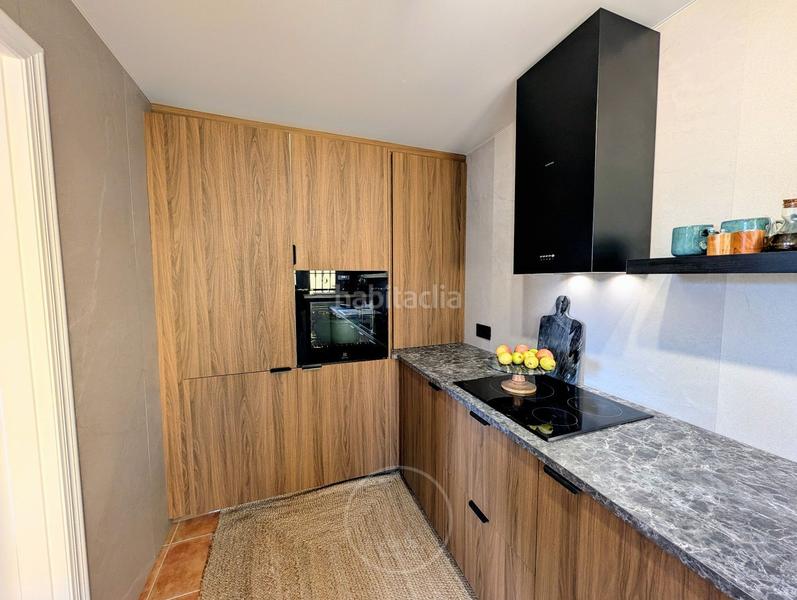 Foto 6c207b21-60de-4bde-bde7-992ab0f6dab9. Dúplex duplex encantador mediterraneo y moderno en Altea