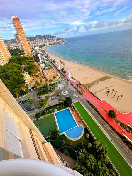Foto 8fa396c6-b3cd-43df-937d-64f01ed27f00. Rent flat with parking pool in Playa Poniente Benidorm