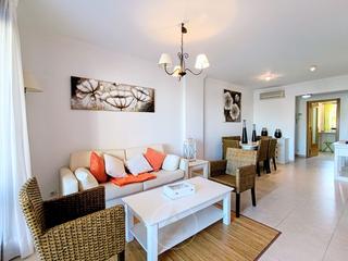 Location Appartement  Mestral. Elegante apartamento con encanto y terraza en la cala de finestr