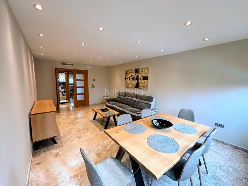 Foto 16ca6d86-a5d9-4484-89d7-f4ad6b60aa8b. Pis amb calefacció aparcament piscina a Juzgados - Plaza de Toros Benidorm