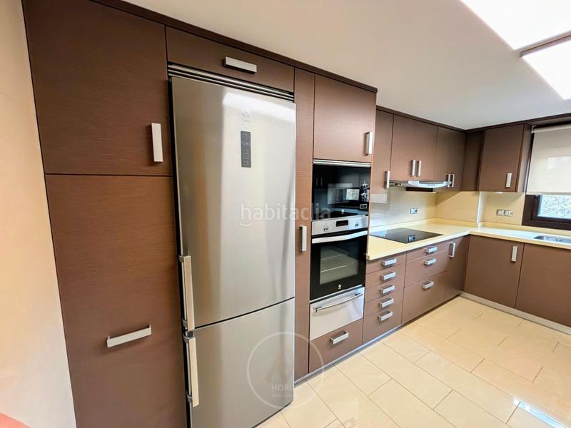 Foto 1821a3fe-6ae9-4f3c-bfce-2d53bd11ee55. Pis amb calefacció aparcament piscina a Juzgados - Plaza de Toros Benidorm