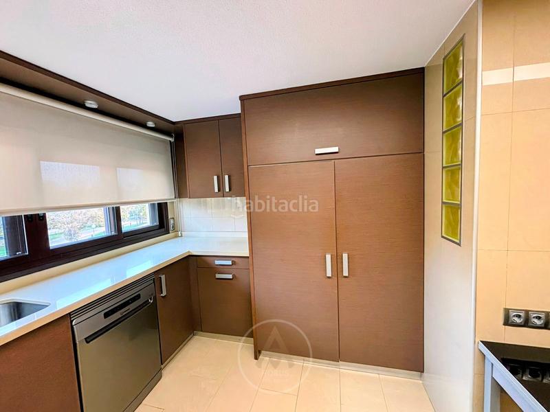 Foto 29bf4fc4-4657-4611-b4a7-9c971162a91e. Pis amb calefacció aparcament piscina a Juzgados - Plaza de Toros Benidorm