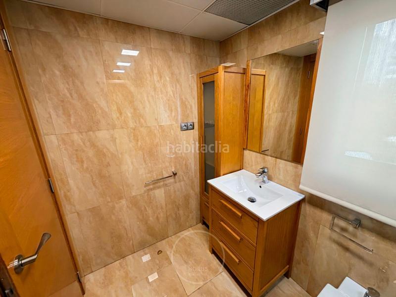 Foto a1d4ce81-b240-4f20-9e87-e6cd2f4cbcee. Pis amb calefacció aparcament piscina a Juzgados - Plaza de Toros Benidorm