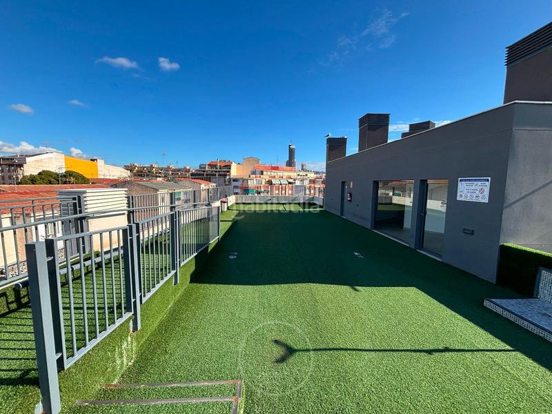 Foto e1946292-d59c-47ec-86a9-175eff13d5b9. Location appartement avec chauffage piscine dans Colonia Madrid Benidorm