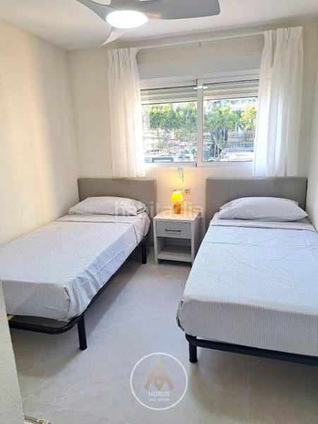 Foto 3e4acadf-b435-4a42-9782-a4483fac8946. Lloguer pis amb calefacció aparcament a Playa Levante Benidorm