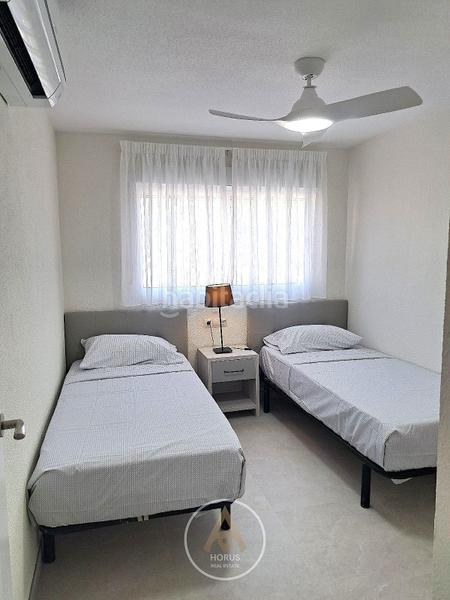 Foto aa98bafc-1420-46f4-92b0-b23b19e0b4f6. Lloguer pis amb calefacció aparcament a Playa Levante Benidorm