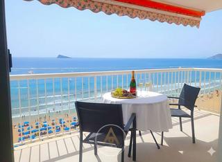 Lloguer Pis  De madrid. Ático exclusivo frente al mar en el corazón de benidorm