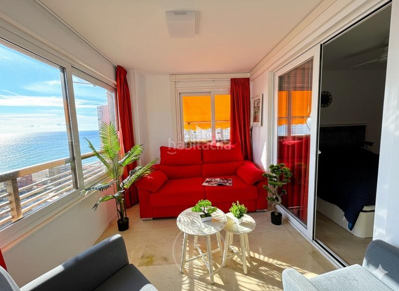 Foto 3ba11fea-4be7-4d3c-9aaa-e545cc97da5f. Alquiler piso exclusivo apartamento en alquiler con vistas al mediterráneo en Benidorm