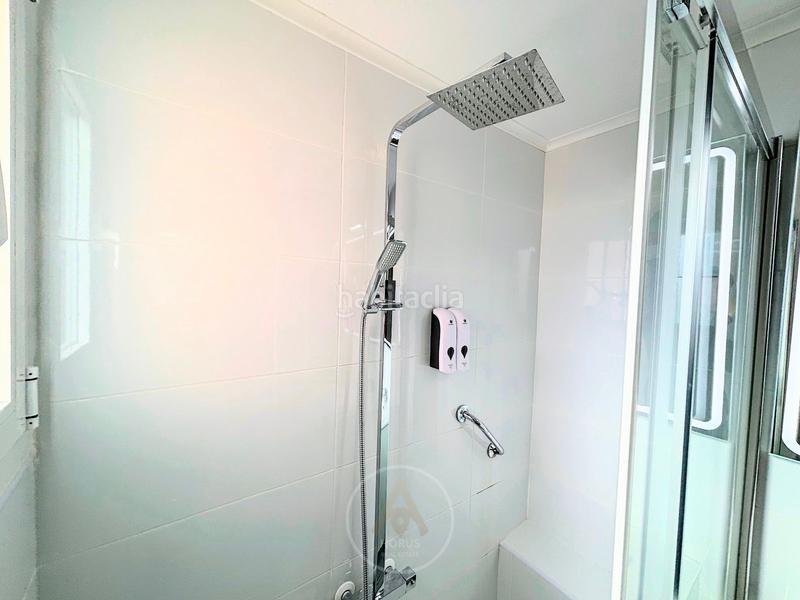 Foto 3e83c9c0-af74-4b49-b400-83ebfe25d73f. Alquiler piso exclusivo apartamento en alquiler con vistas al mediterráneo en Benidorm