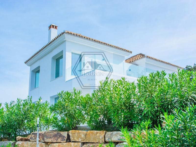 Foto ffe9e8c7-dc98-4676-b540-55a9073384fb. Casa en calle castilla la mancha 1 casa en la mairena en Ojén
