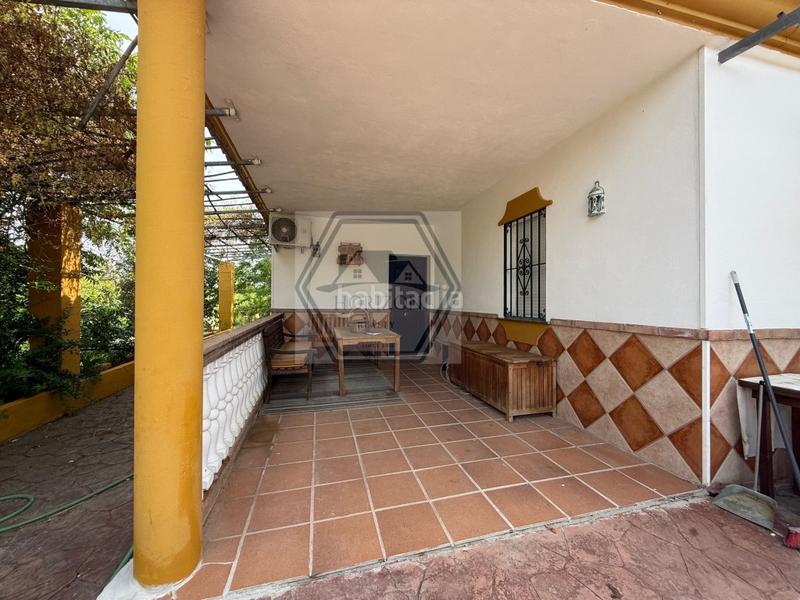 Foto ebd91f09-28c4-4580-82d9-dd809d40500c. Casa  en Coín