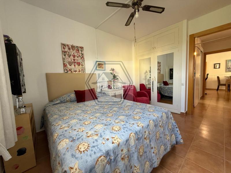 Foto 60658ff2-8edd-4ec3-8c7e-fd9ff06ba52e. Piso  en avenida del mercado en Zona Miraflores Marbella