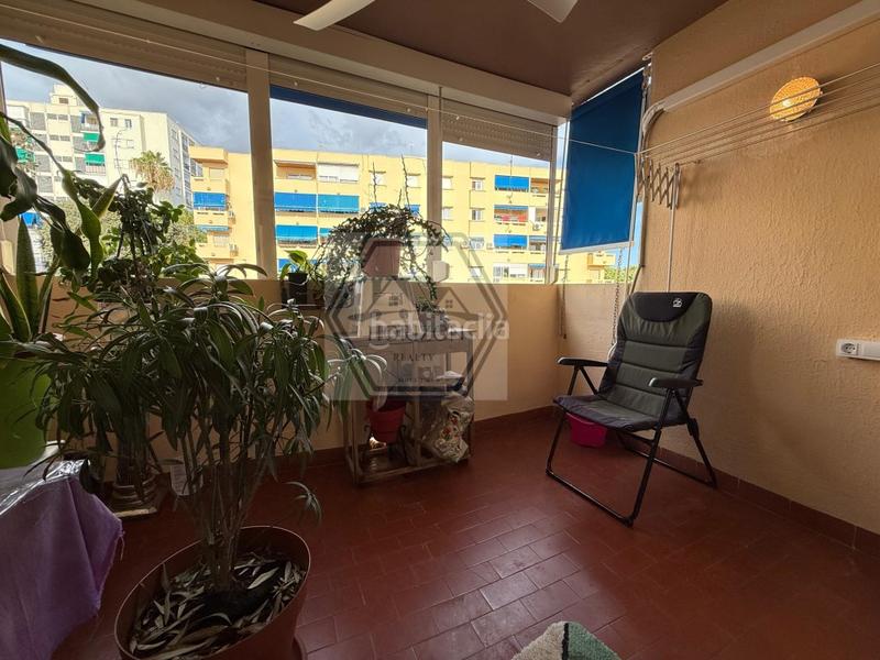 Foto 850892f2-7902-4e79-b0ef-916ef2580761. Piso  en avenida del mercado en Zona Miraflores Marbella