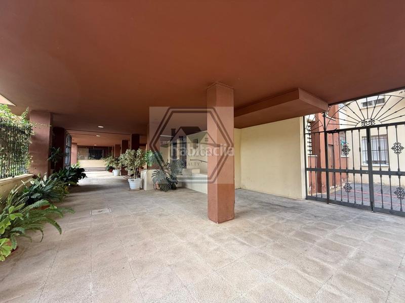 Foto 601a82b8-7366-402a-92d9-a07c2be9cc11. Pis amb aparcament a Zona Miraflores Marbella