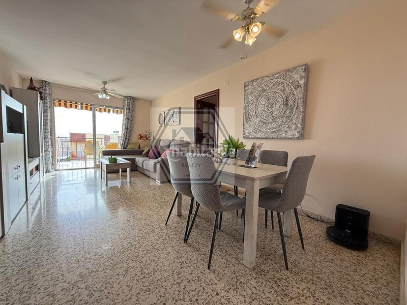 Foto bd12ae64-b5af-4f1c-b61d-48bfa03e827a. Pis amb aparcament a Zona Miraflores Marbella