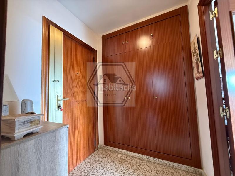 Foto f1a36e3f-c718-4cc5-9df1-23b1a650e158. Pis amb aparcament a Zona Miraflores Marbella