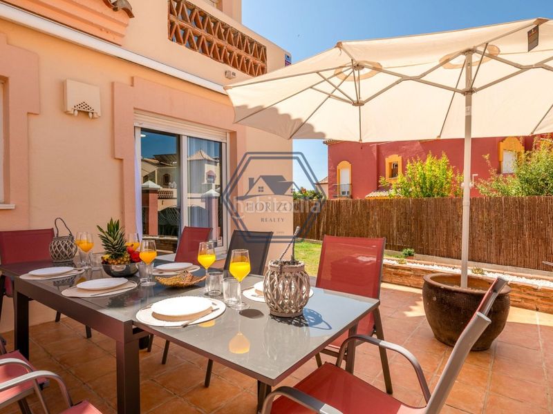 Foto 1d8f6283-03f2-4300-85d2-886c1bb9586e. Xalet amb aparcament piscina a Bello Horizonte - Lindasol Marbella