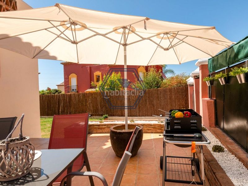 Foto 2fab1b01-29bf-4174-9ba7-273798dd1d74. Xalet amb aparcament piscina a Bello Horizonte - Lindasol Marbella