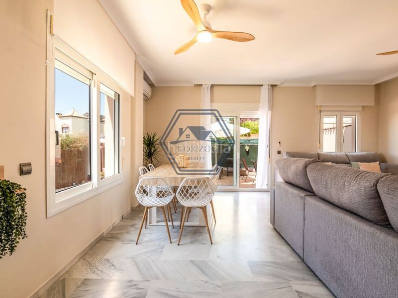 Foto ffb7bfaf-cc05-495b-ac59-a2334131509f. Xalet amb aparcament piscina a Bello Horizonte - Lindasol Marbella