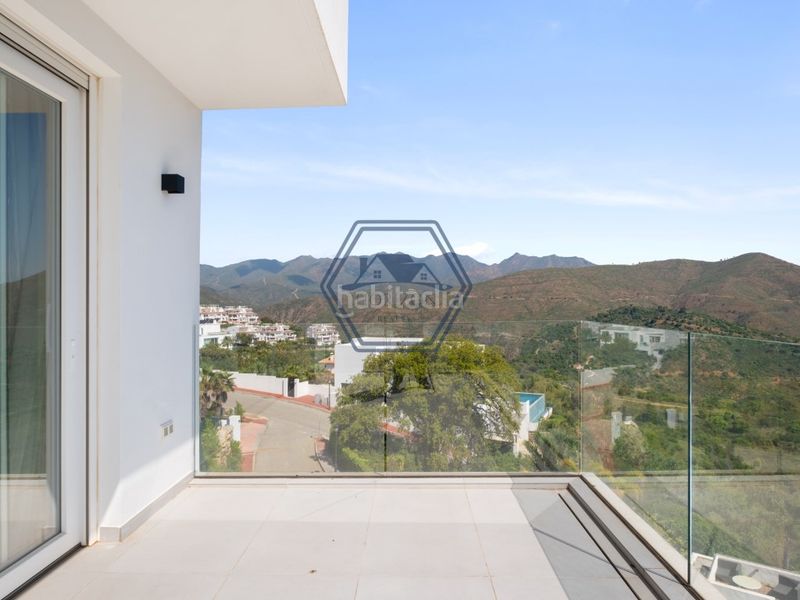 Foto 9eaa8a04-c818-4fe9-8b12-58c4b0c6170a. Casa amb aparcament a La Mairena Ojén