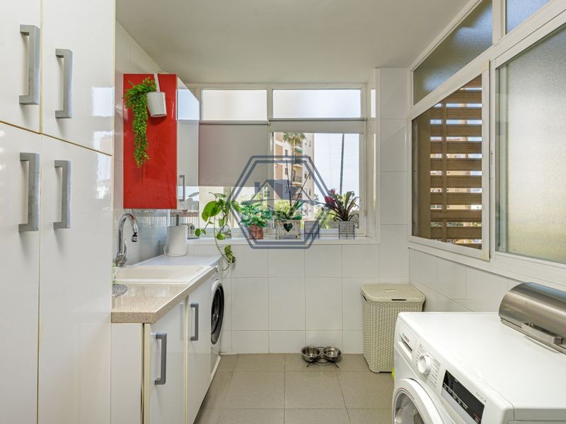Foto a6116c49-84c1-48a3-af23-0890e0b3d647. Pis a Zona Miraflores Marbella