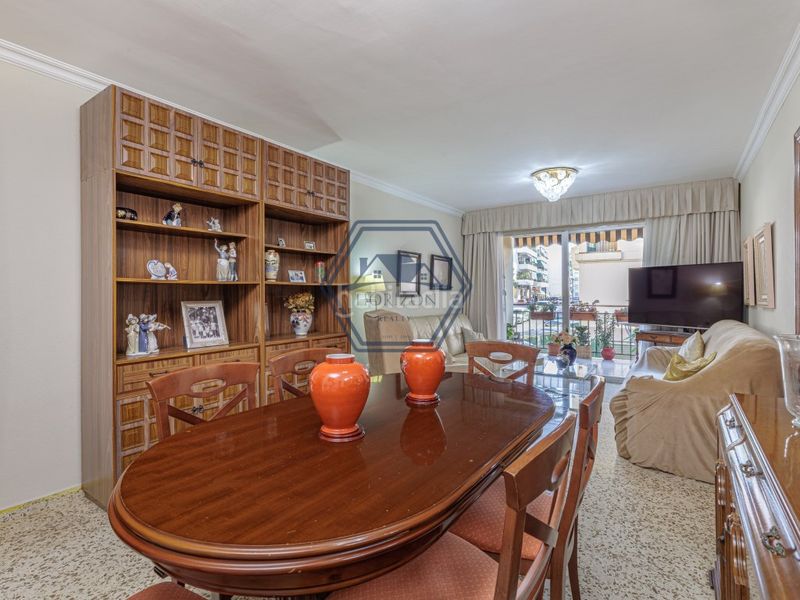 Foto c307558b-4464-46d0-8100-c1c4d063e6de. Pis a Zona Miraflores Marbella