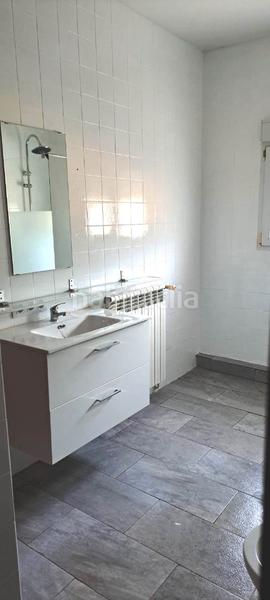 Foto f0f6c91b-2e54-4408-8816-af647857490c. Chalet mit parking in Las Lagunas - Campano Chiclana de la Frontera