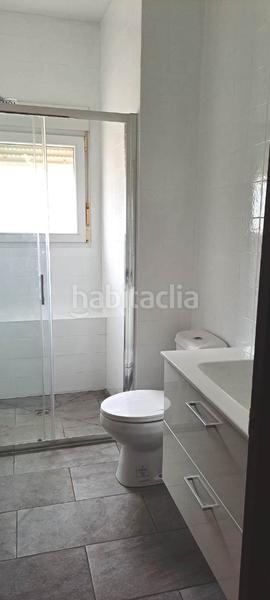 Foto 0fc41644-9cf0-4beb-8f4a-bc925b3fde0a. Chalet avec parking dans Las Lagunas - Campano Chiclana de la Frontera