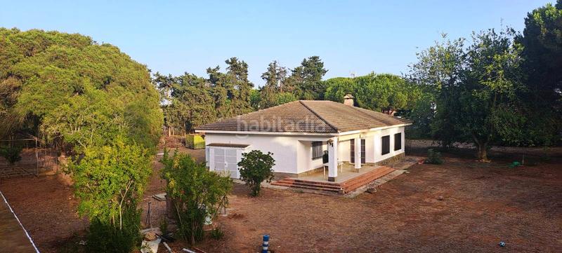 Foto 71ba2bfe-03cd-4611-b385-6d11a21331eb. Chalet avec parking dans Las Lagunas - Campano Chiclana de la Frontera