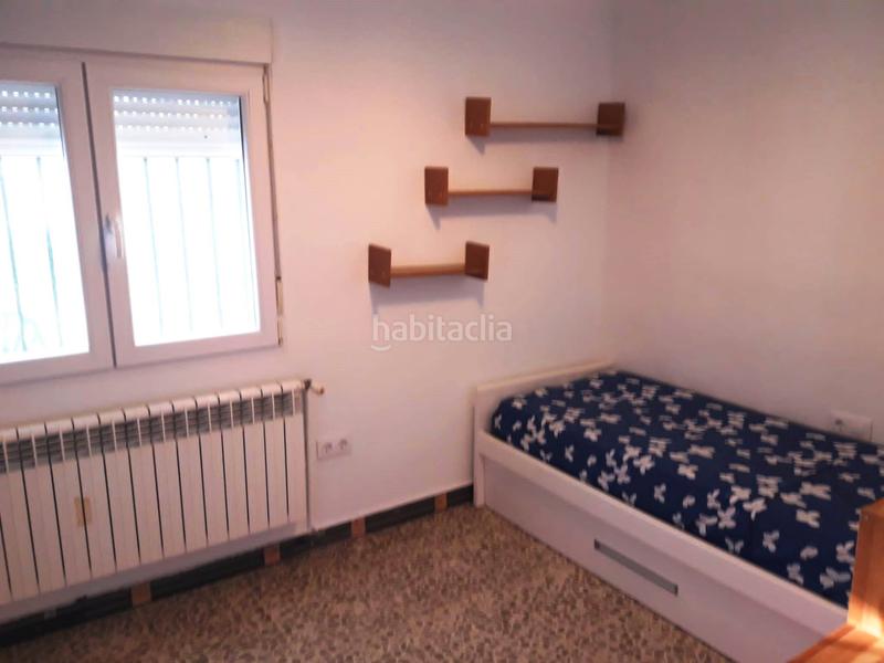 Foto cadf0edd-022d-4e97-9d98-cb9a15295339. Chalet avec parking dans Las Lagunas - Campano Chiclana de la Frontera