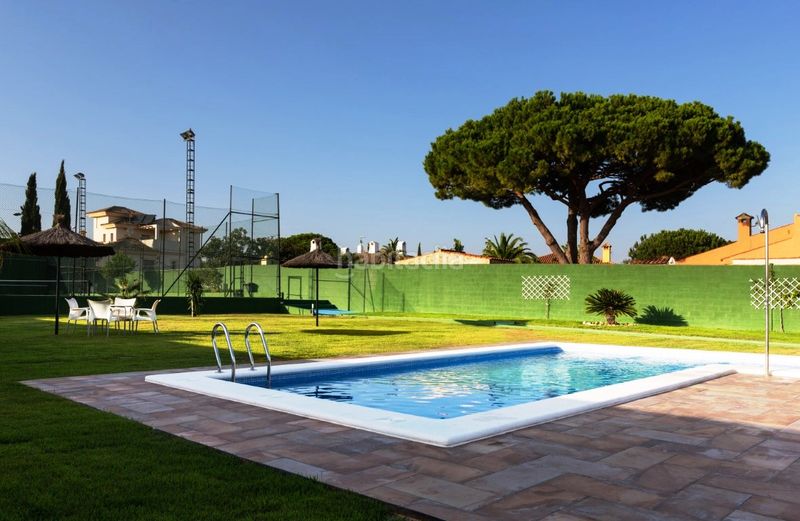 Foto 48f8d7b0-3961-4d6c-b2d4-92567a42f8f5. Chalet avec cheminée parking piscine dans Pago Alhaja Puerto de Santa María (El)
