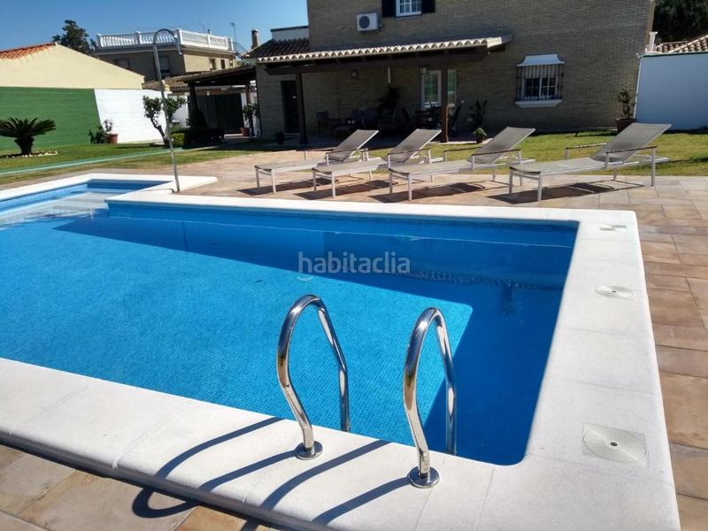Foto 7c4a4d51-1ba2-44da-8052-d52ecdce02b8. Chalet avec cheminée parking piscine dans Pago Alhaja Puerto de Santa María (El)