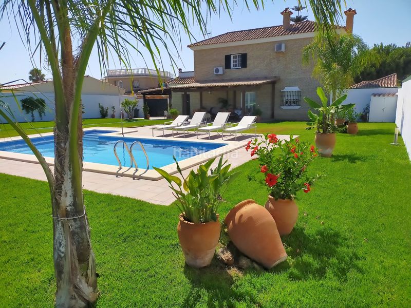 Foto aa1e990f-fa83-49dc-8a3f-4d8a7f124043. Chalet avec cheminée parking piscine dans Pago Alhaja Puerto de Santa María (El)