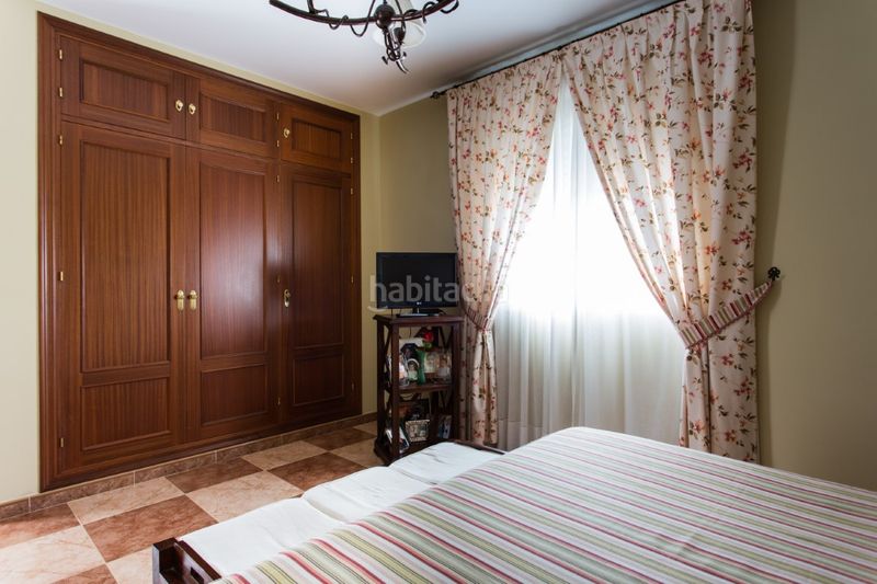 Foto c2cf9edf-18b9-4789-a8d5-066f581f39c0. Chalet avec cheminée parking piscine dans Pago Alhaja Puerto de Santa María (El)