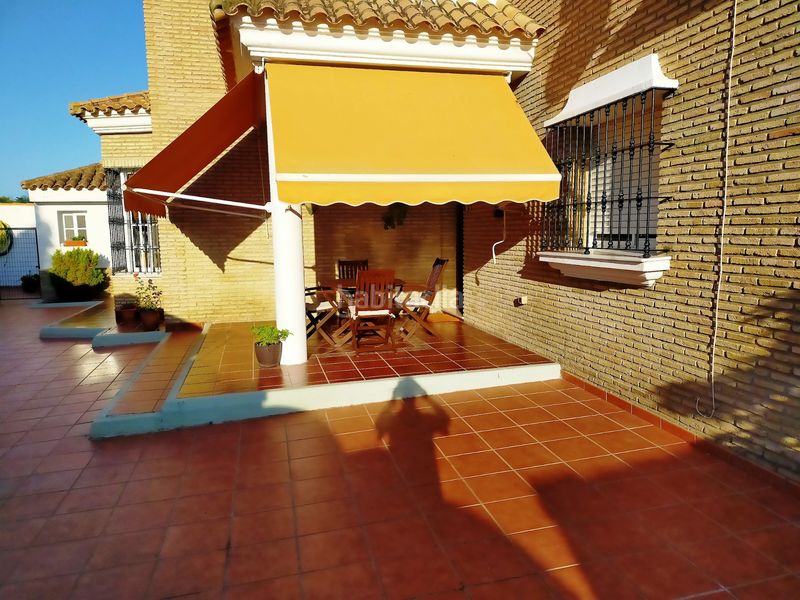 Foto f73ef5fe-215d-4f70-b04d-233853df3ca5. Chalet avec cheminée parking piscine dans Pago Alhaja Puerto de Santa María (El)