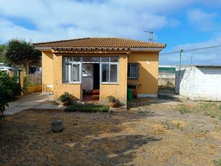 Masia a Cuatro Pinos - El Carmen. Casa rustica