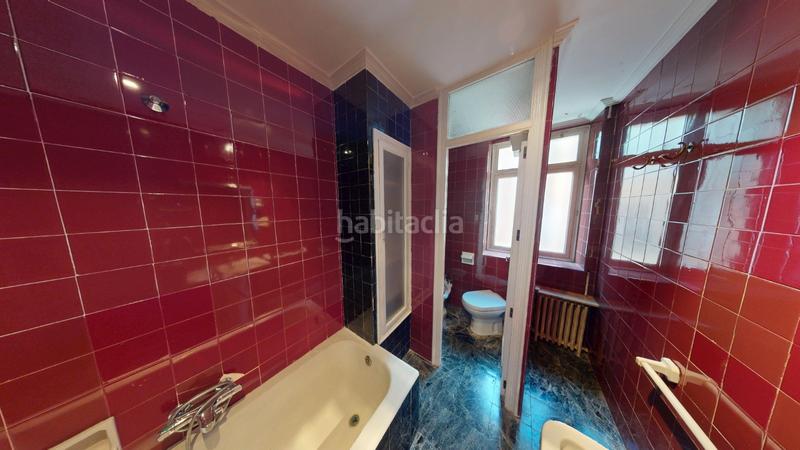 Foto 30eff0a1-74bc-437c-8f45-ec81eba1353b. Casa amb xemeneia calefacció a Eixample Alcoi