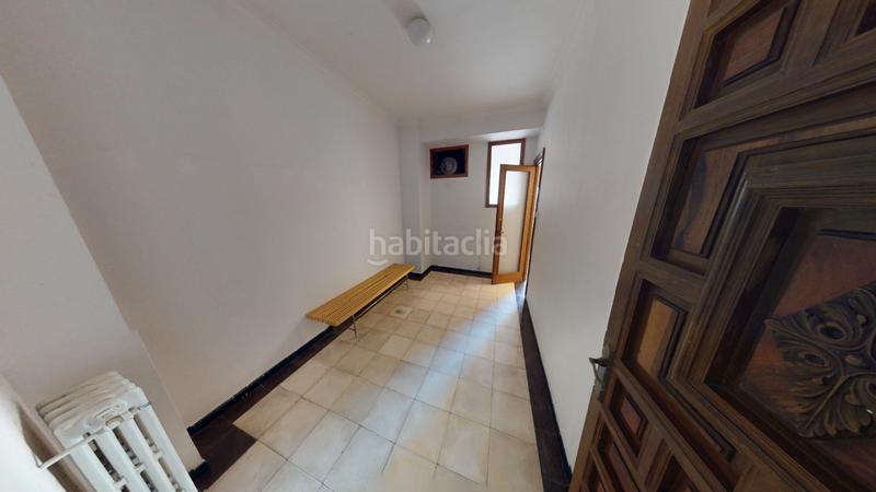 Foto 5ae95a77-be18-4455-91c5-d57684af8e18. Casa amb xemeneia calefacció a Eixample Alcoi