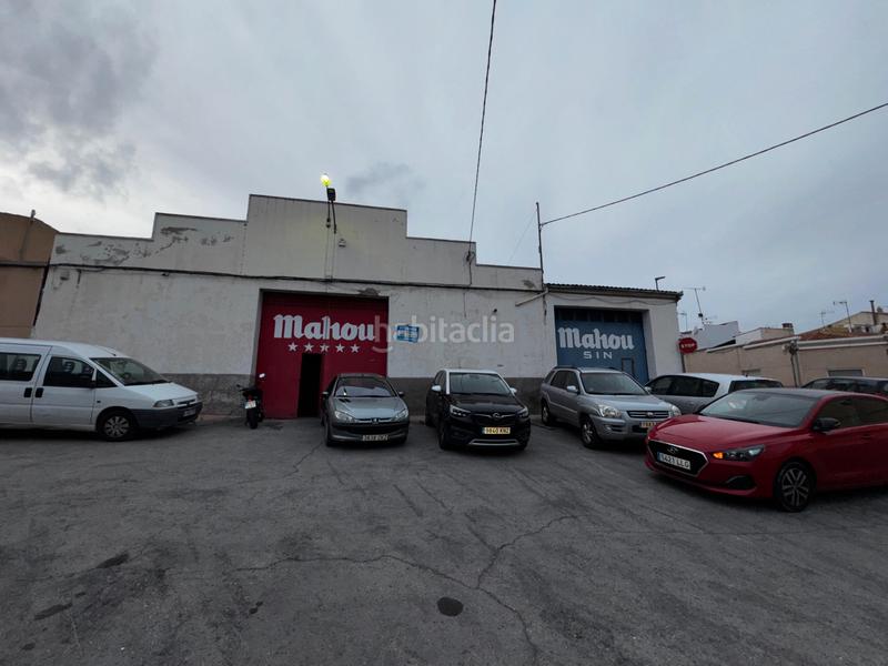 Foto ae3e9afe-7d07-4d62-8538-1da9cf692b51. Industrial building in calle yesares 1 in Monòver