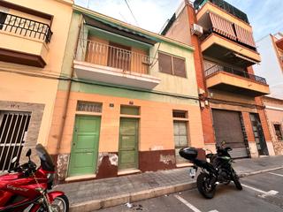 Haus  Calle pegaso. Edificio en venta en calle pegaso