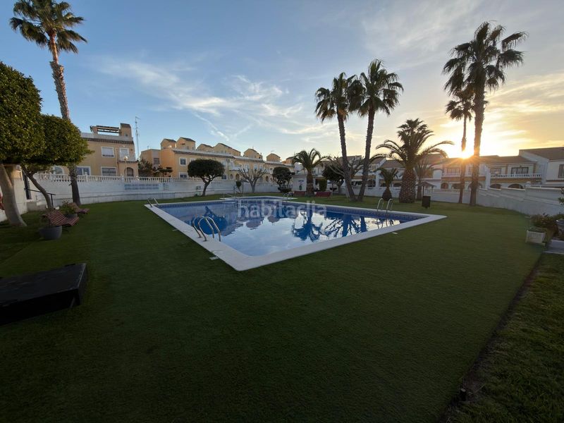 Foto d68a381e-73a3-4b04-b618-bfccf62d6322. Reihenhaus in calle canarias 6 in Monte y Mar Santa Pola