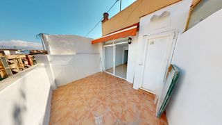 Penthouse  Carrer aldebaran 46. Ático en florida portazgo