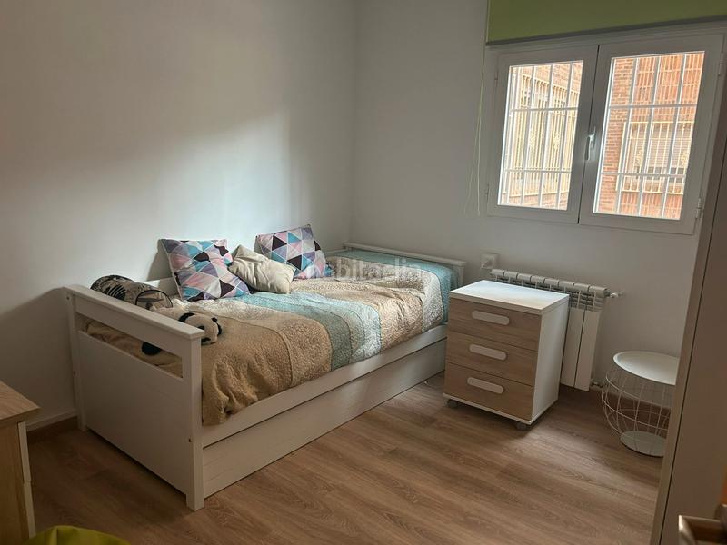 Foto 455f5aa8-acb9-4082-9488-2a1c91c02771. Location appartement dans calle profesor agustín escribano 8 dans Granada