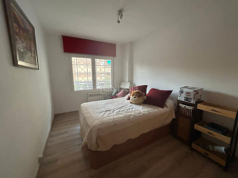 Foto 7c9bcf8a-7bdd-4b67-90ab-b6873ac2ee07. Location appartement dans calle profesor agustín escribano 8 dans Granada