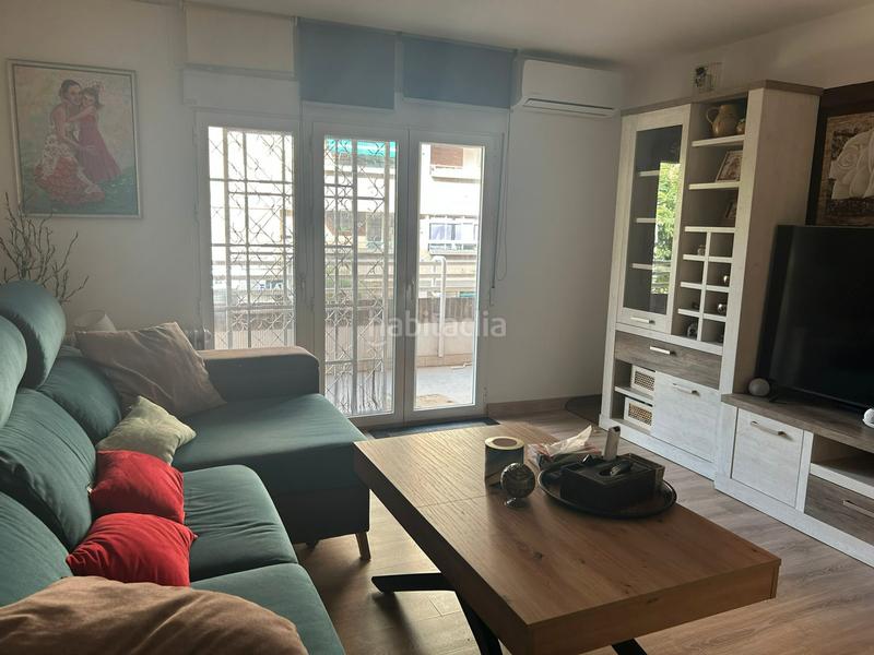 Foto 93c70ac7-7dc0-4ae8-bd76-a5b96642697f. Location appartement dans calle profesor agustín escribano 8 dans Granada