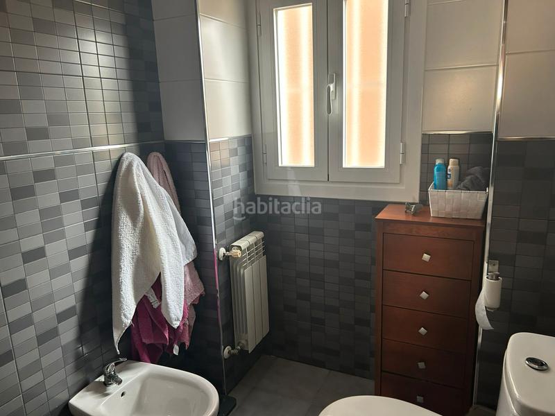 Foto bb56f11a-1c1d-4270-afbe-c51ca61e9ec4. Location appartement dans calle profesor agustín escribano 8 dans Granada