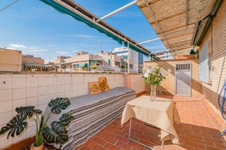 Penthouse in Calle maría luisa de dios 7
