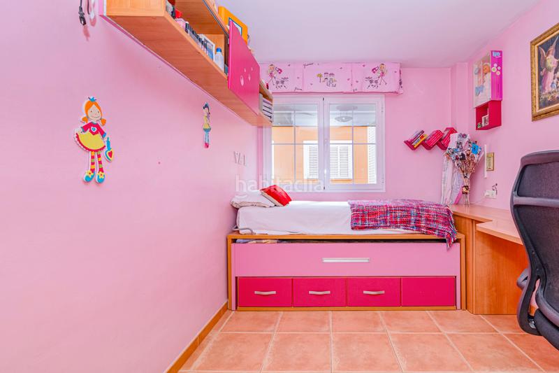 Foto 84cd5288-6fb1-4820-bb29-5ea2c3ac2672. Casa adossada amb xemeneia calefacció aparcament a Armilla