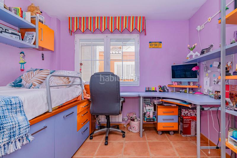 Foto a3628f7f-effd-4775-8194-96f25300b00e. Maison jumelée avec cheminée chauffage parking dans Armilla